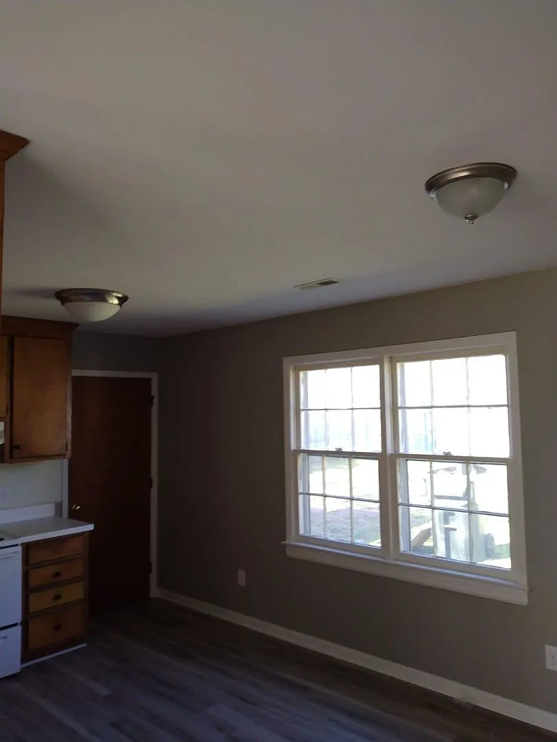 1809 East Trail Drive — Photo 3