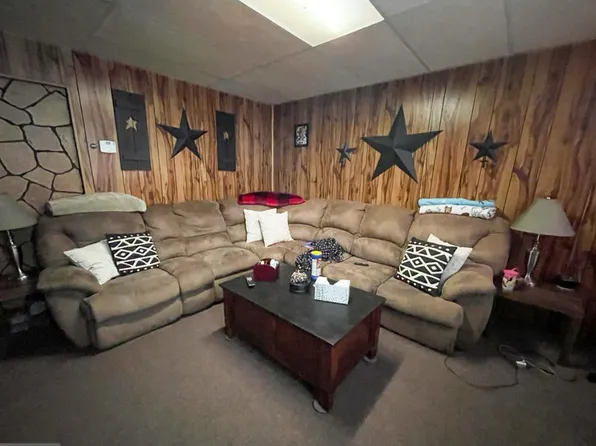 10305 Frankfort Hwy, Fort Ashby, WV 26719