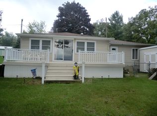 1284 Cherokee Dr, Union City, MI