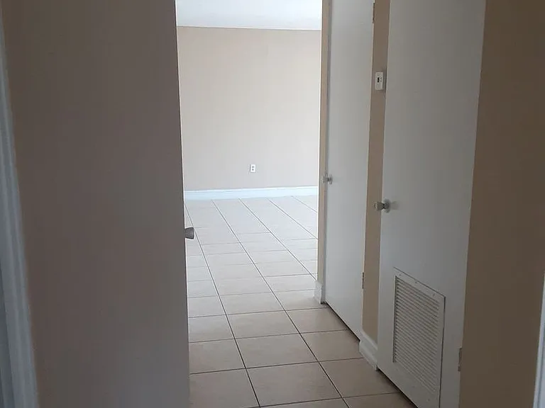 1830 Maravilla Ave #607 — Photo 17