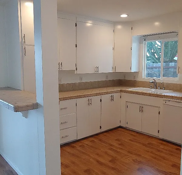 4516 Kickapoo Ct — Photo 7