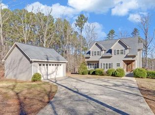 169 Foxy Ln, Martin, GA 30557