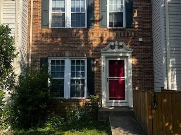 5946 Edgehill Ct, Alexandria, VA 22303