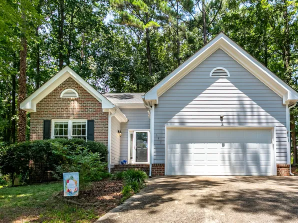 647 Guinness Pl, Wake Forest, NC 27587