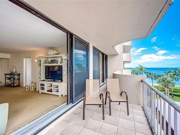 5th image of 4001 Gulf Shore Blvd N APT 304