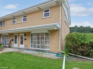 7725 N Nordica Ave APT A, Niles, IL 60714