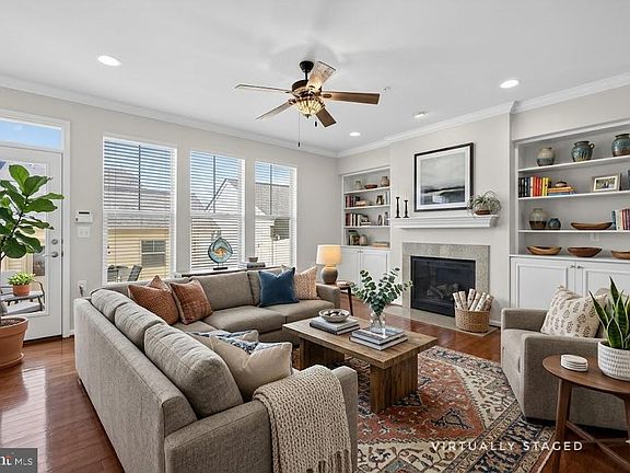 5th image of 3046 Palatine Dr