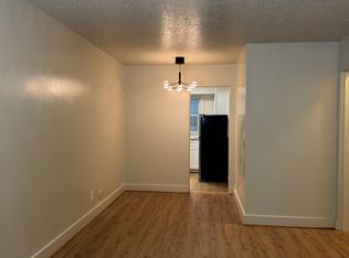 1430 SW Moss St APT 3, Portland, OR 97219
