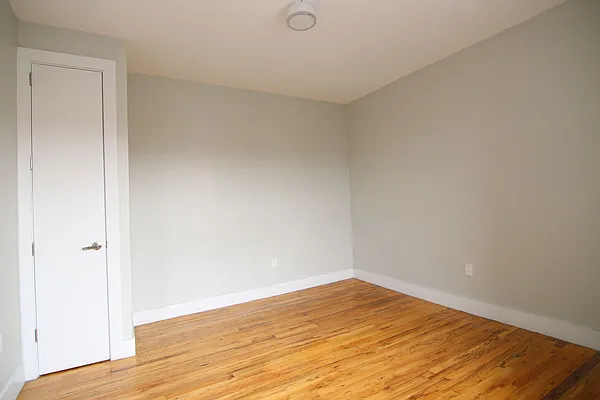 Rented by Nooklyn NYC LLC | media 23