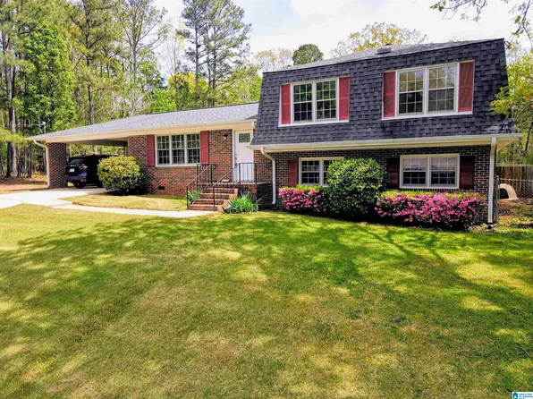 1209 Birchwood Dr, Anniston, AL 36207