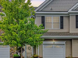 42 Parkside Dr, Wanaque, NJ 07420