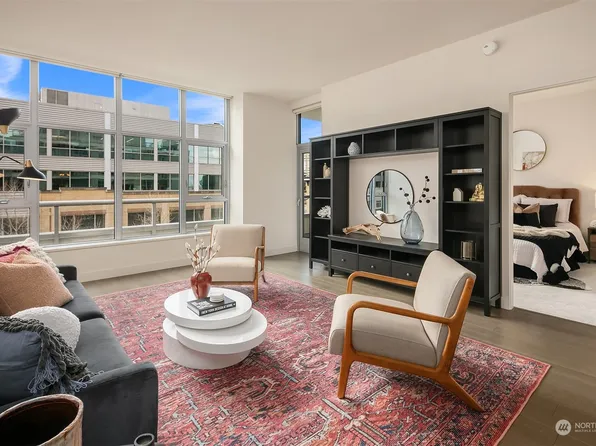 583 Battery Street #614, Seattle, WA 98121