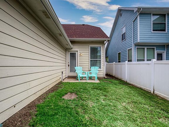 2nd image of 9846 Birch Dr
