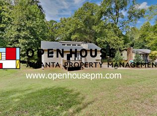 6933 Recreation Ln, Acworth, GA 30102