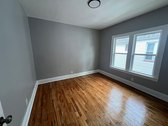 2nd image of 3321 E 146th St #1