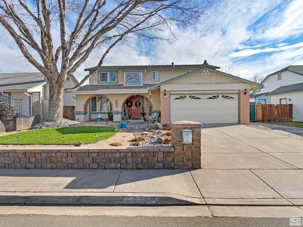 2294 Fernwood Ct, Sparks, NV 89434