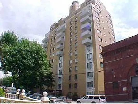 Sold by Fillmore | media 17