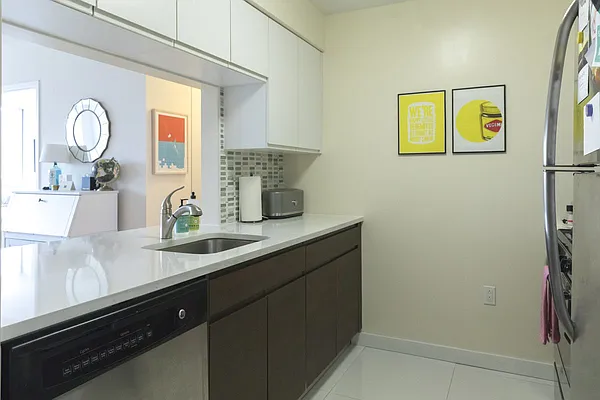 Rented by Kahen Properties | media 38