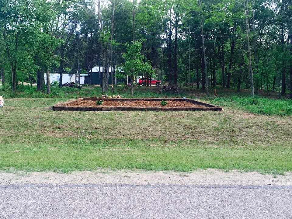 2nd image of 10071 Oakdale Dr