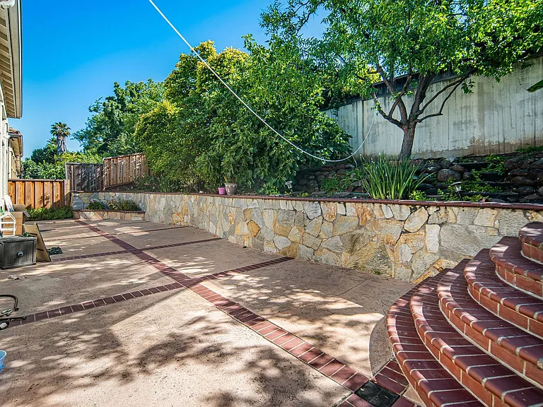 48900 Sauvignon Ct — Photo 22
