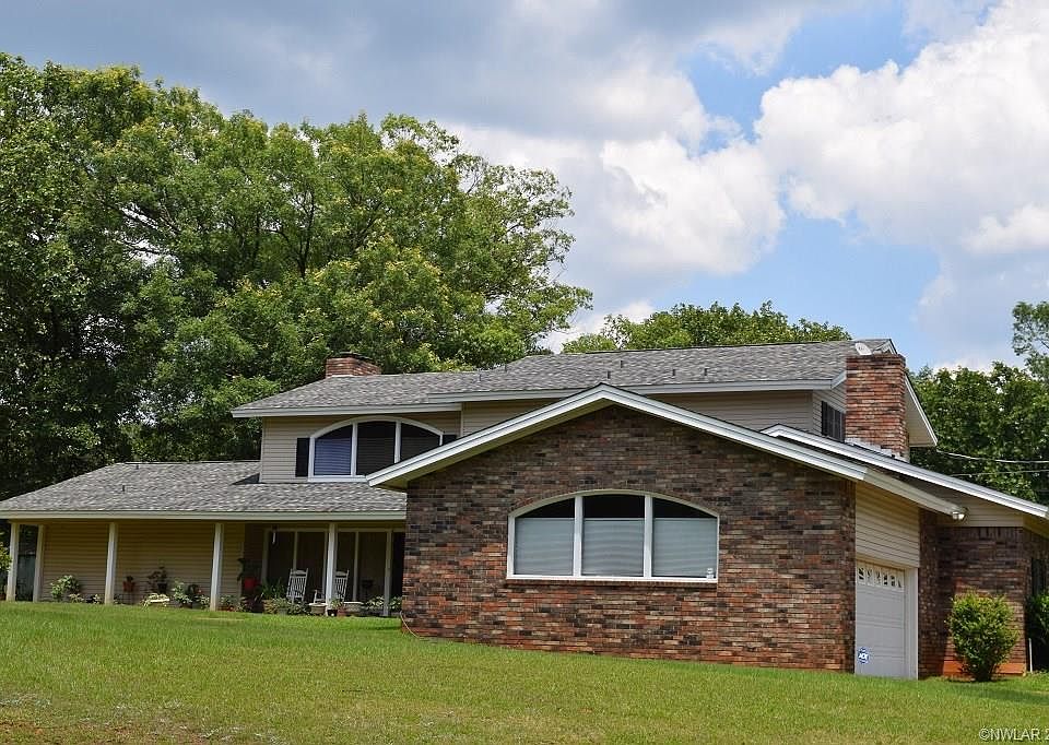 1st image of 233 Woodard Dr