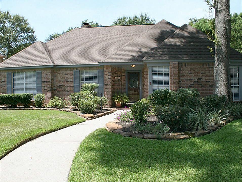 1st image of 3211 Manor Grove Dr