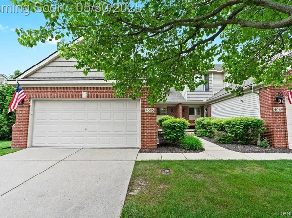 4685 Summer Ridge Dr, Howell, MI 48843