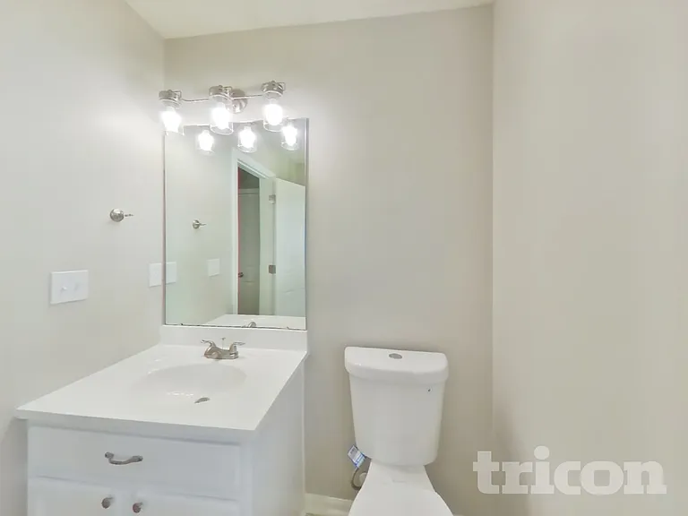 7925 Donet Terrace Dr — Photo 18