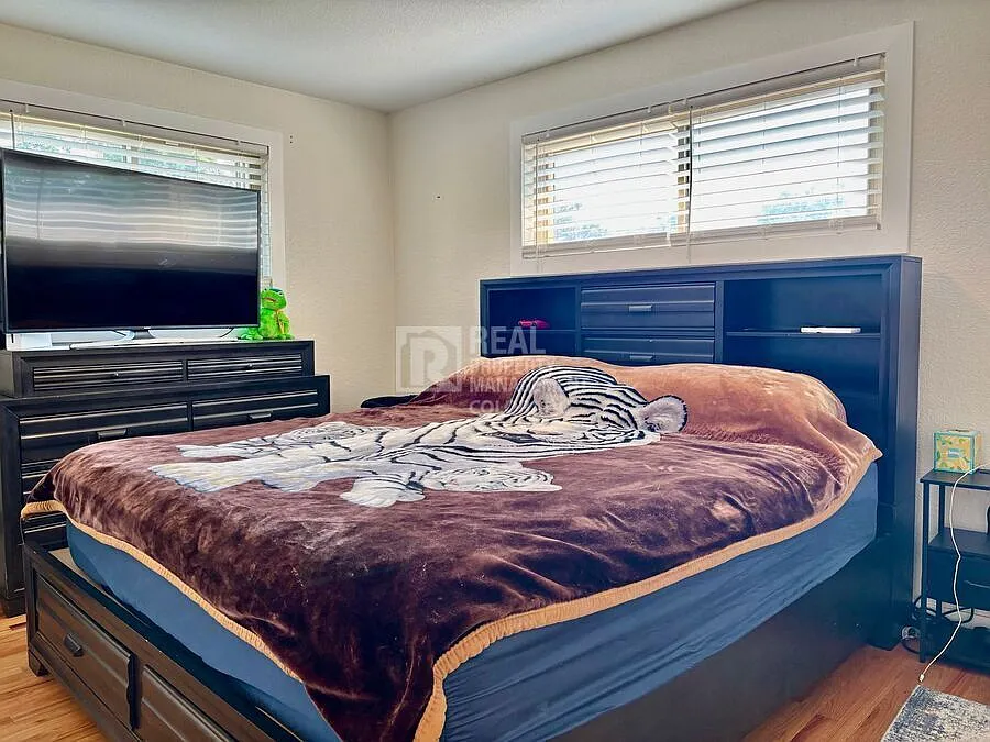 Spacious Broomfield Home with Remodeled Kitchen & Beautiful Hardwood Floors — Photo 4