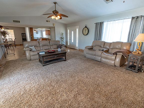 5th image of 201 Snead Dr