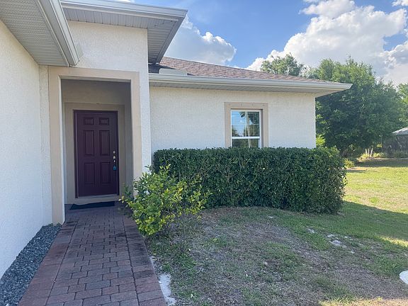 2nd image of 108 Boxwood Ln