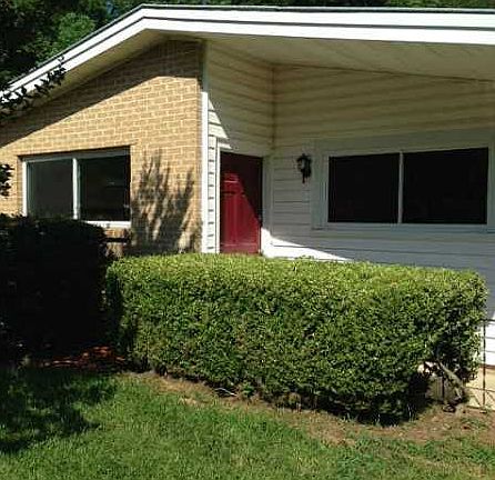 2nd image of 4210 Lark St