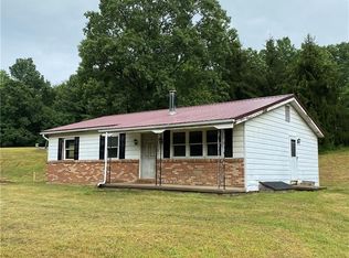 111 Luke Ln, Kittanning, PA 16201