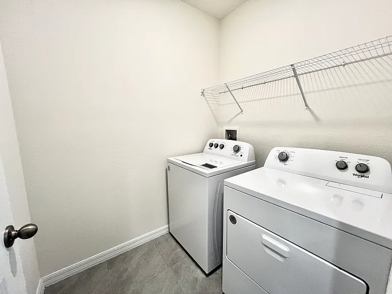 5663 Hollingworth Trl — Photo 28