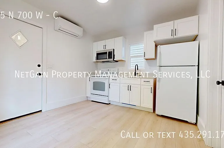 155 N 700 W #C — Photo 6