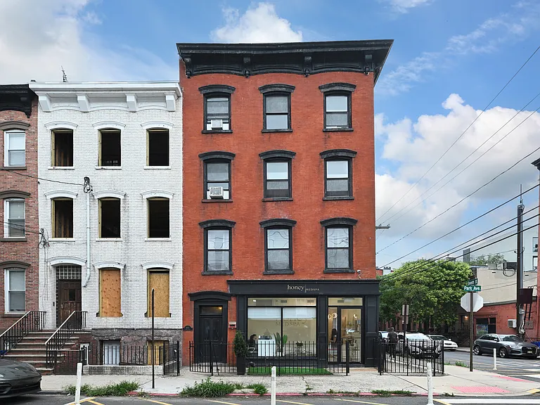 640 Park Ave #3 — Photo 20