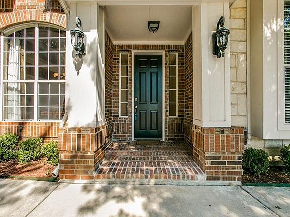 3rd image of 2828 Whitetail Ct