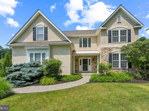 55 Tarrytown Ln, Downingtown, PA 19335