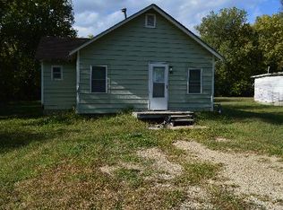 325 9th St #325, Ogden, KS 66517