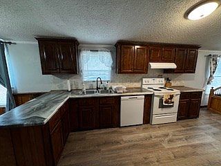 5th image of 851 Stansbury Mountain Rd