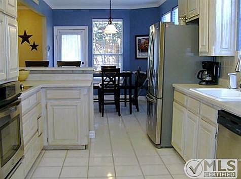 5th image of 4536 Edge Creek Ln