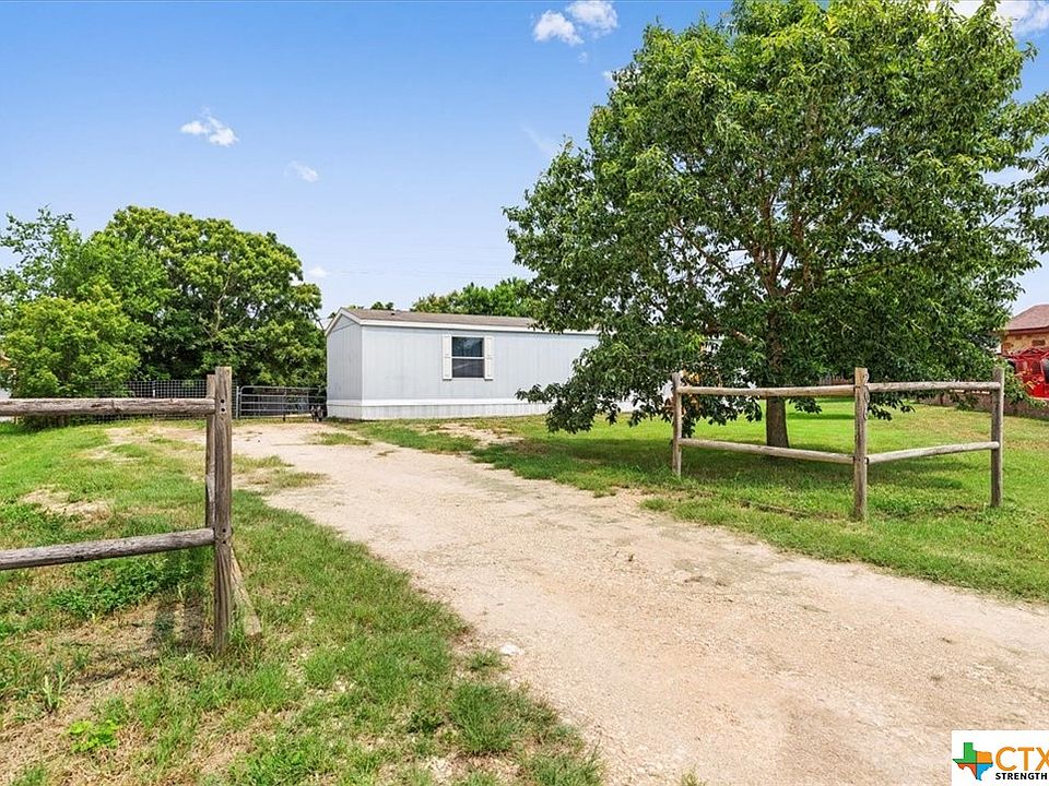 1st image of 206 Alysia Cir