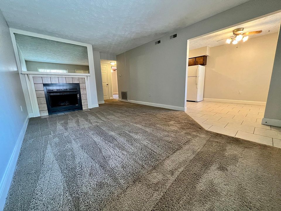 1st image of 1822 Knox St #31
