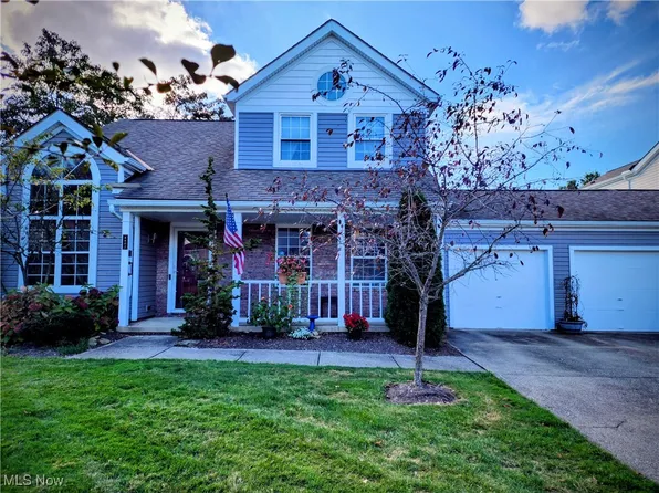 8602 Strawbridge Cir, Macedonia, OH 44056