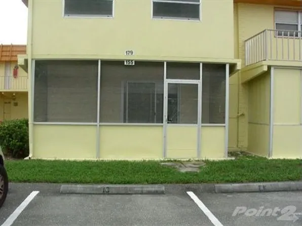 155 Saxony Ter #D, Delray Beach, FL 33446