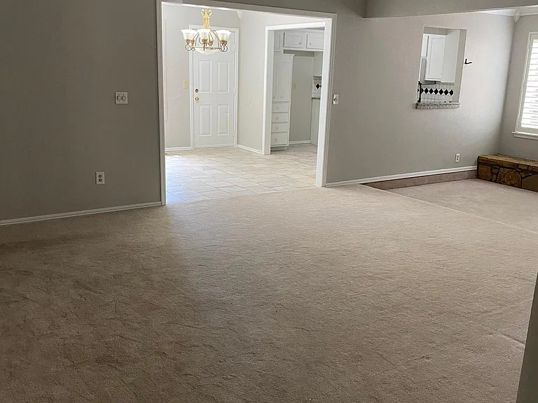 1305 Smoking Tree St — Photo 28