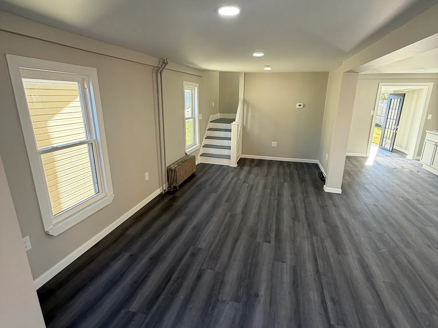 2 bed, 1050 sqft, $1,450 — Photo 3