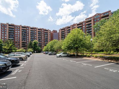 2230 George C Marshall Dr APT 918, Falls Church, VA, 22043