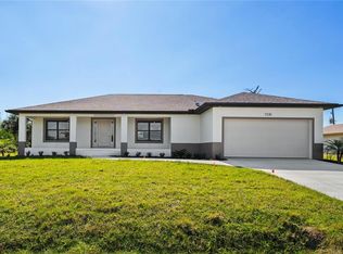 7235 Peacock Ln, Englewood, FL 34224