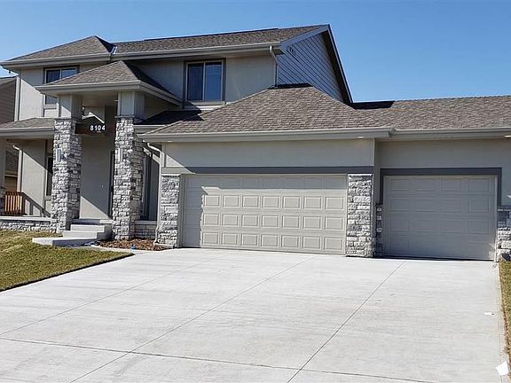 4th image of 8104 S 192nd Ave